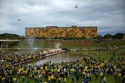 Partidarios de Bolsonaro asaltan edificios gubernamentales 