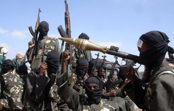 هلاکت ۵۰ تروریست الشباب در مرکز سومالی