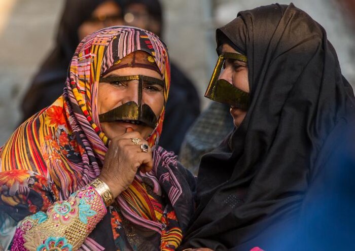 بُرقع دوزی هنری سنتی و هویتی ماندگار در قشم نگین خلیج فارس