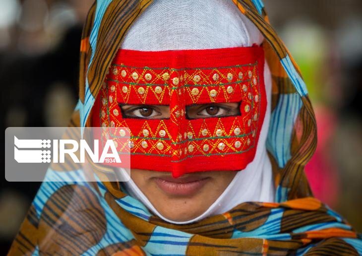 بُرقع دوزی هنری سنتی و هویتی ماندگار در قشم نگین خلیج فارس