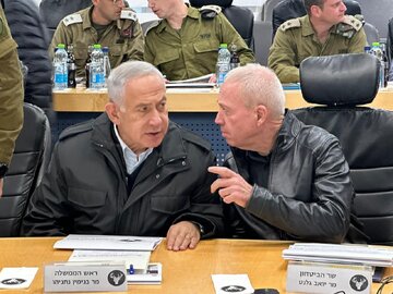 مخالفت وزیران کنونی و سابق جنگ رژیم صهیونیستی با برگزاری نشست خبری مشترک با نتانیاهو