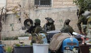 بازداشت ده‌ها فلسطینی در یورش نظامیان صهیونیست به کرانه باختری