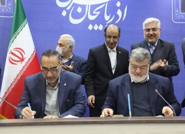 استانداری آذربایجان‌غربی و شرکت مخابرات ایران تفاهم‌نامه همکاری منعقد کردند