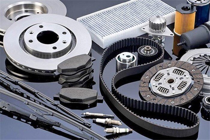 کشف ۵ میلیارد تومان مواد دخانی قاچاق در تهران/لوازم یدکی خودرو به بازار نرسید