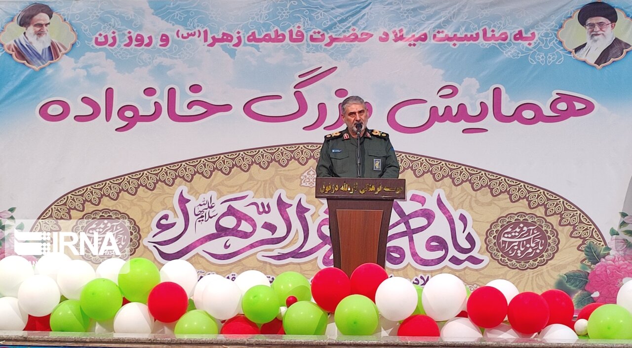 فرمانده سپاه خوزستان: شعار زن، زندگی، آزادی جایی در بین زنان ایران اسلامی ندارد فرمانده سپاه خوزستان: شعار زن، زندگی، آزادی جایی در بین زنان ایران اسلامی ندارد