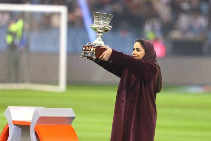 قهرمانی بارسلونا با شکست رئالمادرید در الکلاسیکو؛ اولین جام ژاوی با درخشش ستاره ۱۸ ساله