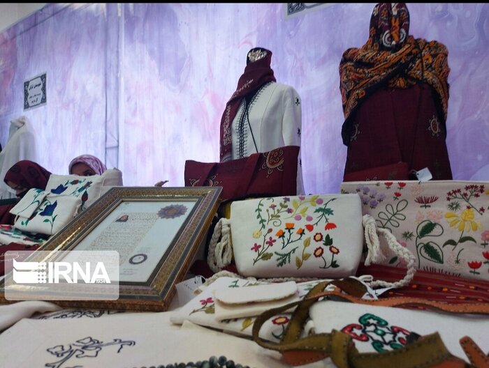 ضرورت ترویج فرهنگ فاطمی و حجاب با خلاقیت در تولید پوشاک اسلامی