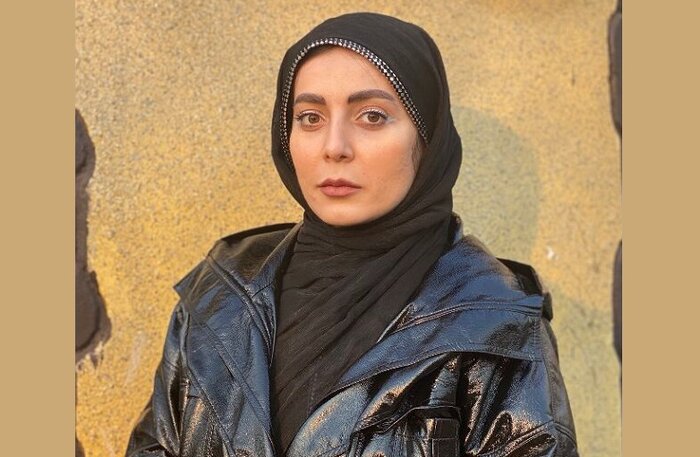 زنی خارجی در بازار بردهفروشهای «عشق کوفی»