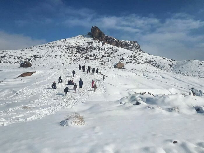 تفت متفاوت در یک روز برفی؛ از عقابکوه زیبا تا روستاهای ییلاقی + عکس