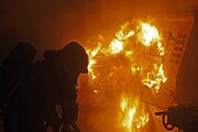 آتش سوزی سنگین کارگاه چوب در مشهد مهار شد