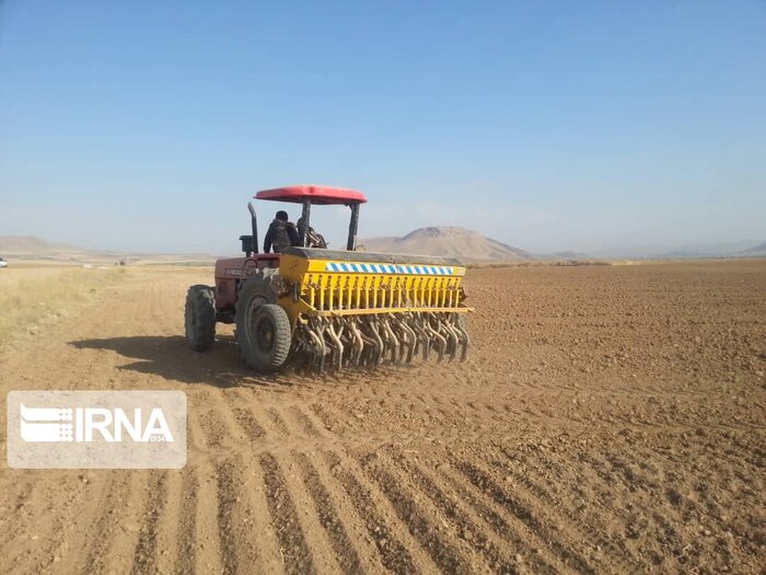 ۴۴ مرکز از ۱۶ خرداد گندم تولیدی کشاورزان اردبیل را خریداری می‌کنند