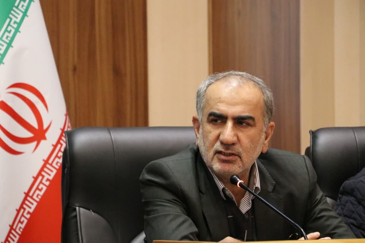 قادری: بودجه ناتراز عامل «استقراض و تورم» میشود قادری: بودجه ناتراز عامل «استقراض و تورم» میشود