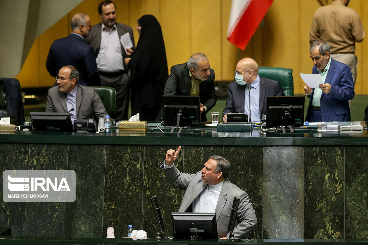 Iran Majlis approves outlines of budget bill