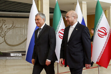 El encuentro de los presidentes de parlamentos de Irán y Rusia