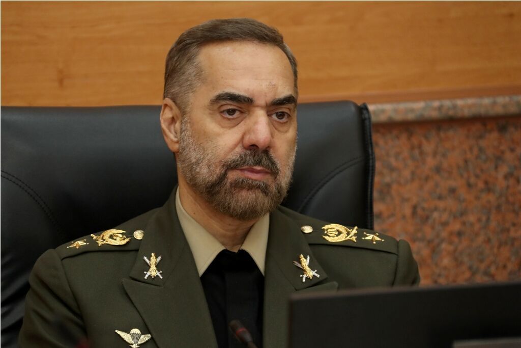 وزير الدفاع الايراني: قيمة المنتجات الدفاعية الايرانية تنمو بنسبة 80 بالمائة 