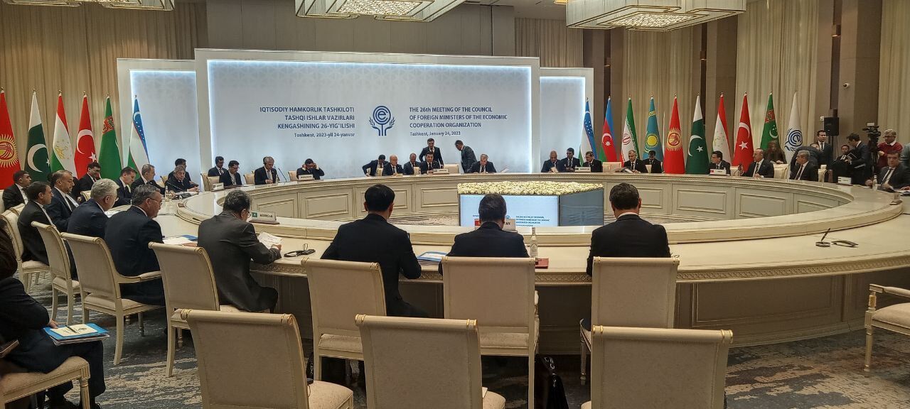 Comenzada en Taskent la Cumbre de ministros de Relaciones Exteriores de ECO con participación de Irán