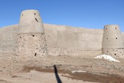 مرمت قلعه تاریخی برکوه سربیشه با همت خیر فرهنگی