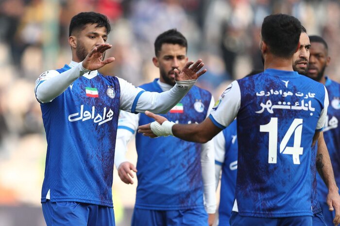 خروج استقلال از بحران با غرق کردن ملوانان؛ ساپینتو پس از ۳ هفته برد و ۳۰ امتیازی شد