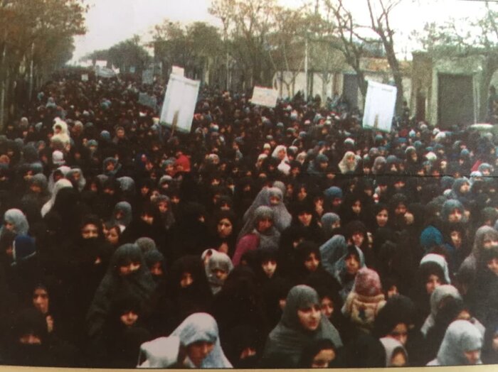 زنان و بانوان مبارز، پیشگامان انقلاب اسلامی در زنجان