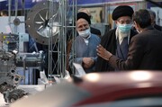 ایرانی سپریم لیڈر کا صنعتی صلاحیتوں کی نمائش کا دورہ