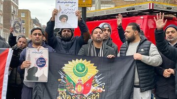 تجمع اعتراضی مسلمان انگلیس در محکومیت اهانت به قرآن کریم