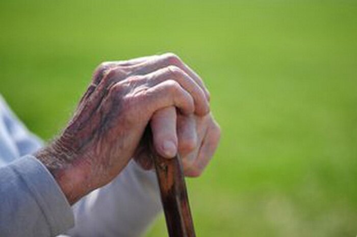 بهبود زندگی در دوران پیری با کمک روانشناسی سالمندی