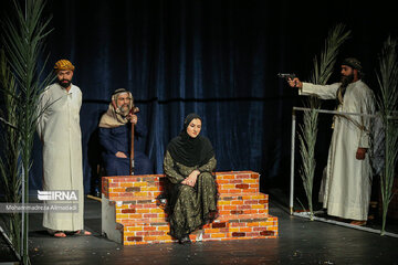 Festival international de théâtre Fajr à Téhéran (9ème journée)