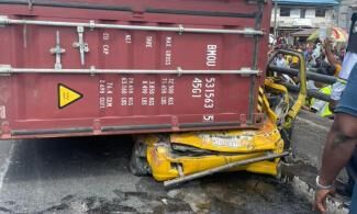 ۹ کشته در نیجریه بر اثر سقوط کانتینر بر روی اتوبوس 