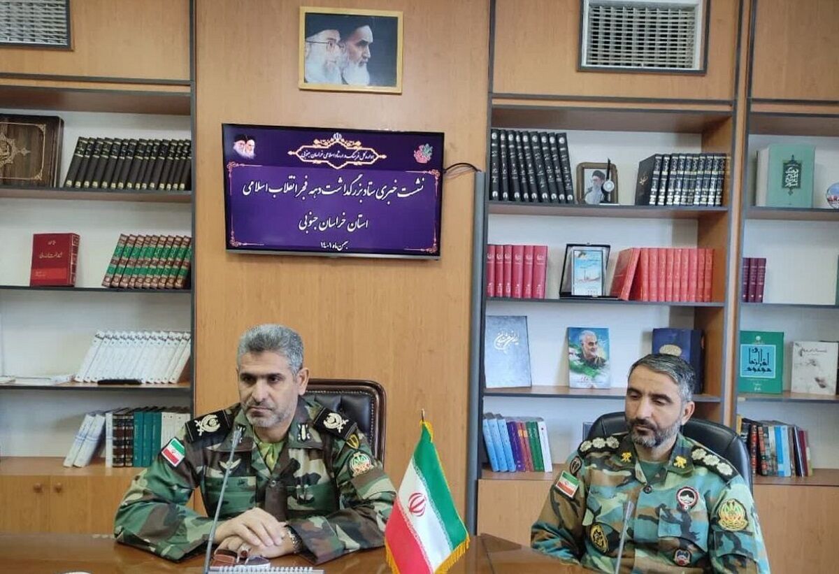 فرمانده ارشد نظامی: ارتقای توان رزم از اولویتهای ارتش است فرمانده ارشد نظامی: ارتقای توان رزم از اولویتهای ارتش است