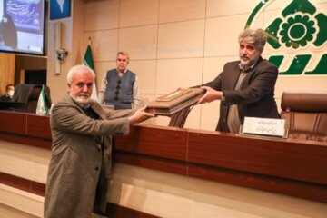 بودجه ۲۱ هزار و ۱۰۰ میلیارد تومانی شیراز به پارلمان شهری ارائه شد