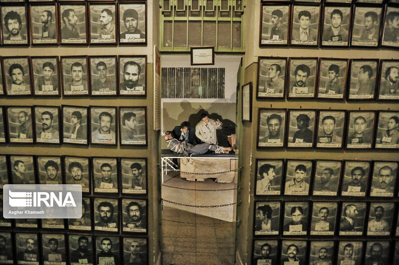 از بیرحمی نیروهای ساواک تا ماجرای سیانور خوردن بهزاد نبوی از بیرحمی نیروهای ساواک تا ماجرای سیانور خوردن بهزاد نبوی