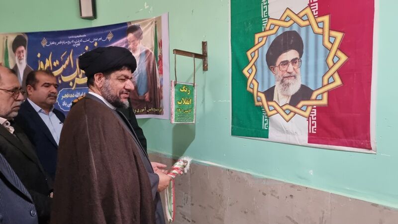 امام جمعه گناوه: دانش آموزان در عین مطالبه گری قدر عزت ایران را بدانند