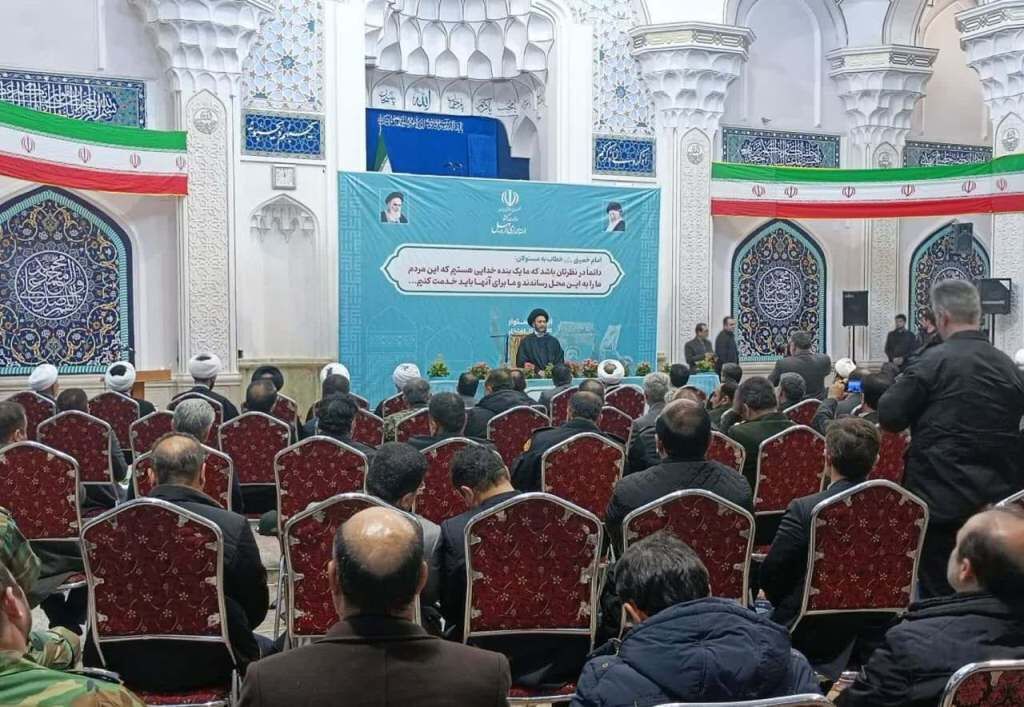 امام جمعه اردبیل: مدیران با کار و تلاش دشمن را مایوس کنند