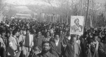 مروری بر خاطرات مبارز دوران انقلاب اسلامی در چهارمحال و بختیاری+فیلم