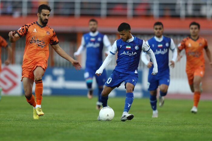 سایه روشنهای هفته هجدهم؛ از صدرنشینی زردهای اصفهان تا قعرنشینی زردهای آبادان