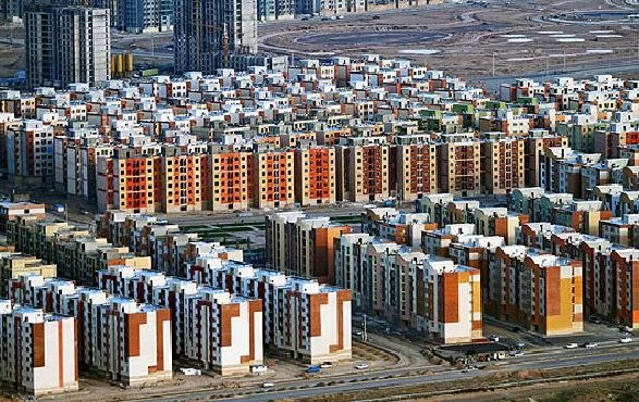 واحدهای مسکونی شهر پرند با حضور رئیسجمهور به خریداران تحویل شد