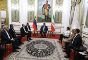 امیرعبداللهیان با رئیس جمهور ونزوئلا دیدار کرد/ رایزنی درباره روابط دوجانبه و مسائل بین المللی 