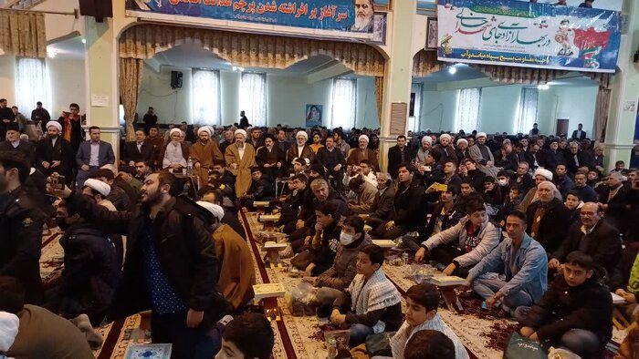 امام‌جمعه ارومیه: عزت و آزادی ملت ایران بزرگترین دستاورد انقلاب شکوهمند اسلامی است