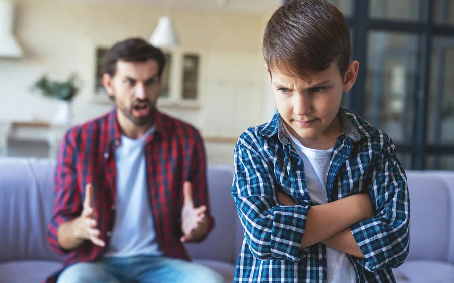 علت عصبانیت کودکان و راههای کنترل آن 3 علت عصبانیت کودکان و راههای کنترل آن