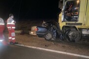 برخورد تریلی با خودرو سواری در گیلانغرب ۳ کشته برجا گذاشت