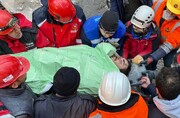 تصاویر جدیدی از آوار برداری و نجات زلزله زدگان ترکیه ۱