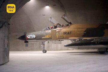 Presentada la primera base aérea subterránea de la Fuerza Aérea del Ejército iraní