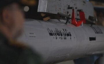 L'Iran dévoile un nouveau missile de croisière 
