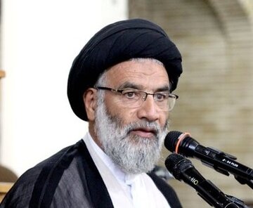 نماینده ولی فقیه در خوزستان: تمام ظرفیت‌ها برای رسیدن به مقام‌های عالی قرآنی بسیج شوند