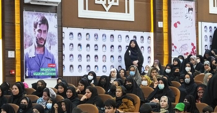 فرمانده دفاع مقدس:حفظ وحدت و تبعیت از ولایت فقیه رمز تداوم انقلاب اسلامی است