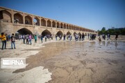 جریانِ منقطع زاینده رود برای کشاورزی، شرایطِ فرونشستِ اصفهان را بدتر می‌کند