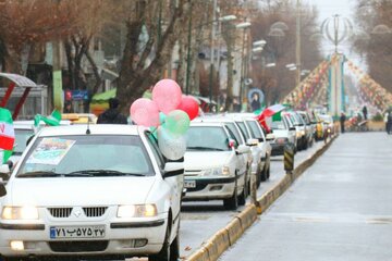 مردم زلزله‌زده خوی آماده حضور در راهپیمایی ۲۲ بهمن هستند