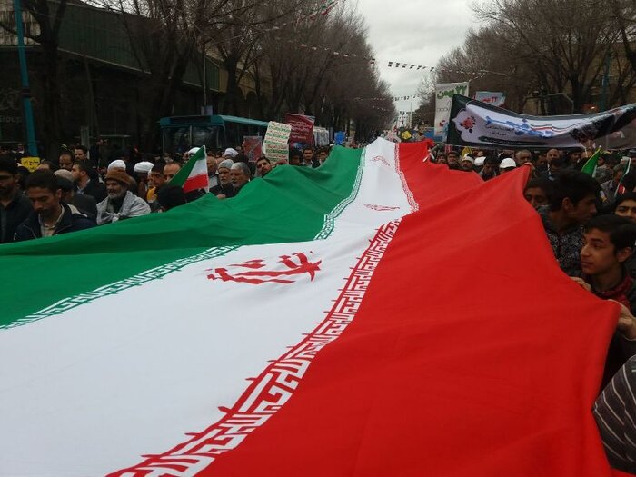 آمادگی مردم و مسوولان یزد برای حضور پر شور در راهپیمایی ۲۲ بهمن