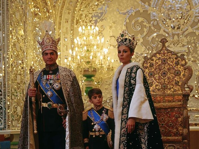 پهلوی از زبان پهلوی (۷)/فرح پهلوی: راهپیمایان ۱۷ شهریور ایرانی نبودند - ایرنا