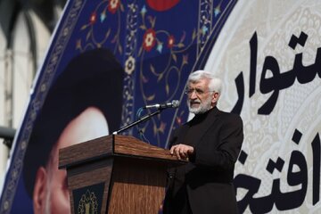 جلیلی: آرمان و ایمان ملت ایران حافظ انقلاب اسلامی است